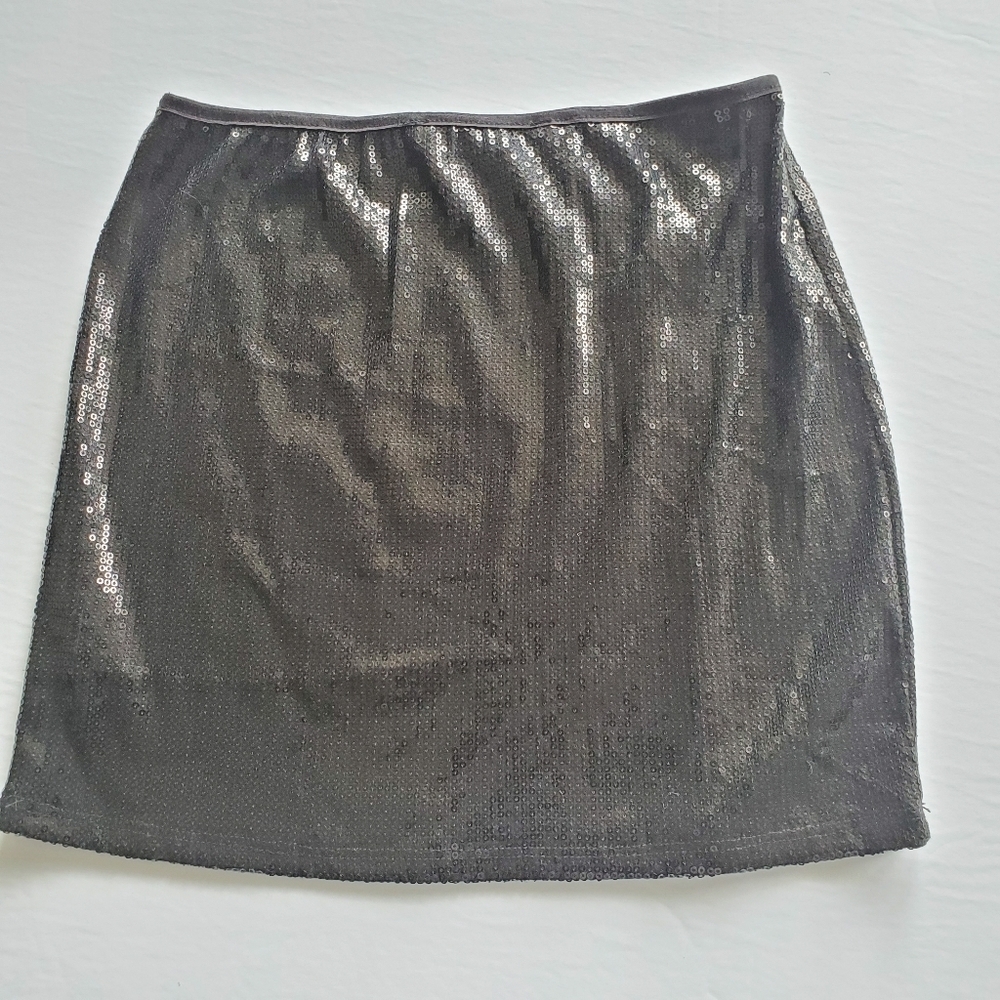 LIMITE | Stretch Sequin Mini Skirt